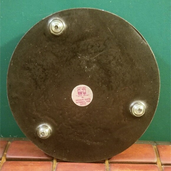 Vintage 1970s Cape May NJ Souvenir Abalone Shell Trivet 5.5" Diameter - Picture 2 of 3